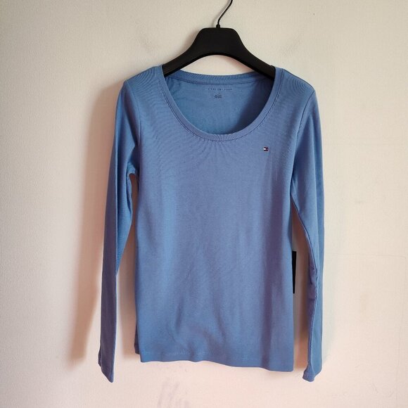 Ladies SZ M Tommy Hilfiger Blue Cotton T-Shirt - Picture 1 of 2